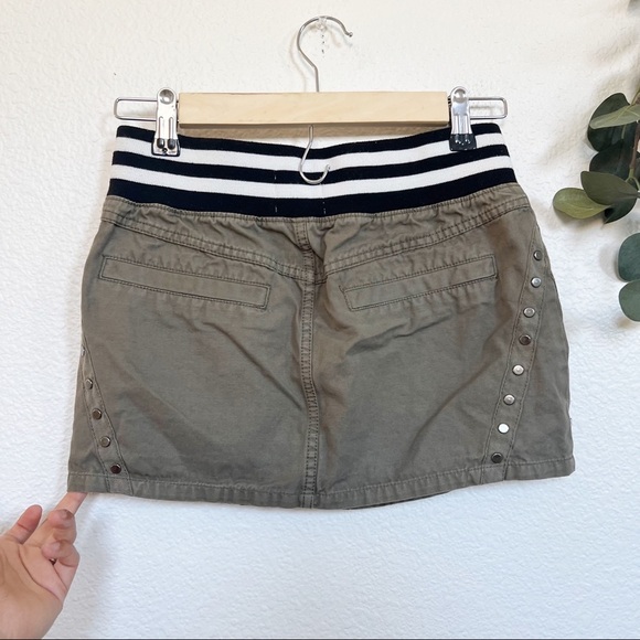 Pam & Gela- Embellished Mini Skirt in Army Green - XS - Picture 3 of 6